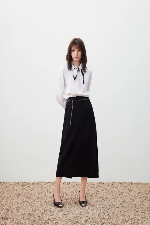 5624100101_M2 (1) Round Neck Long Sleeve Blouse With Scarf - Image 1